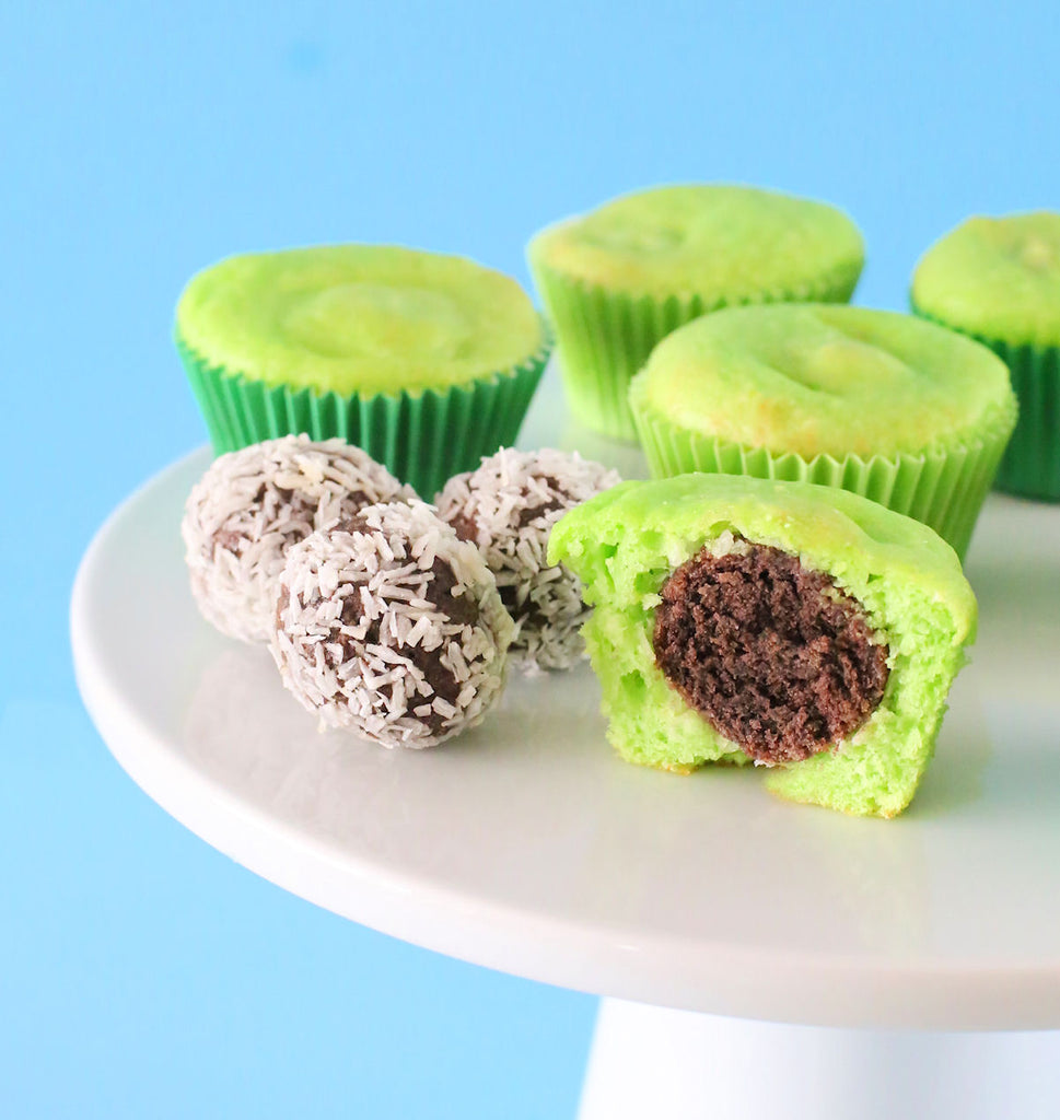 Surprise Coconut Key Lime Cupcakes | www.bakerspartyshop.com