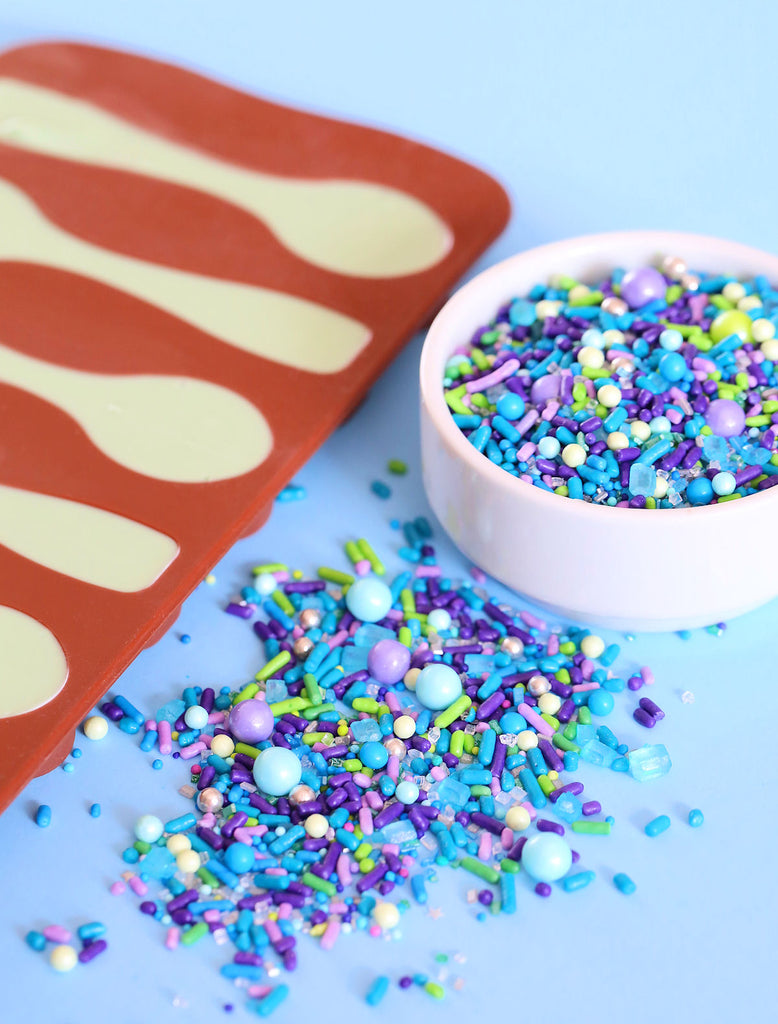 Chocolate Spoons with Sprinkles | www.bakerspartyshop.com
