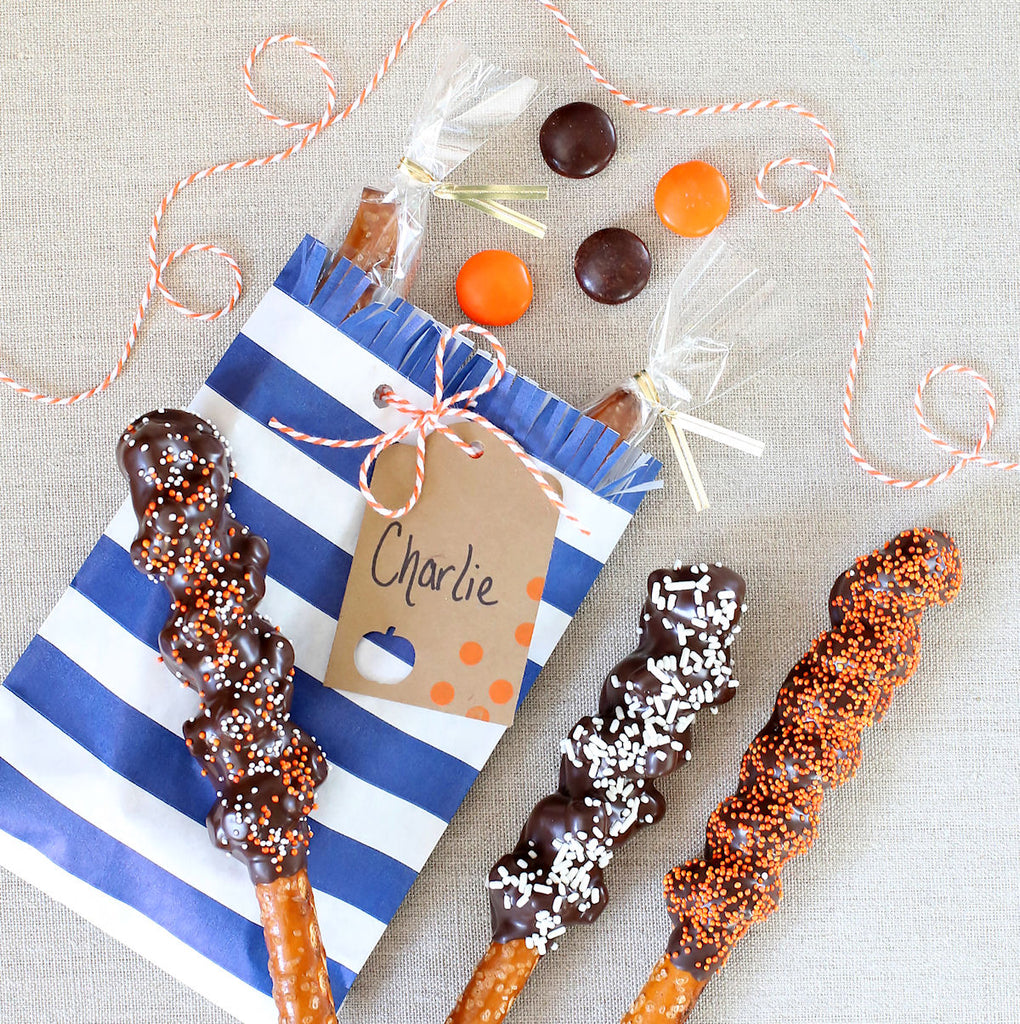 loaded caramel chocolate pretzels