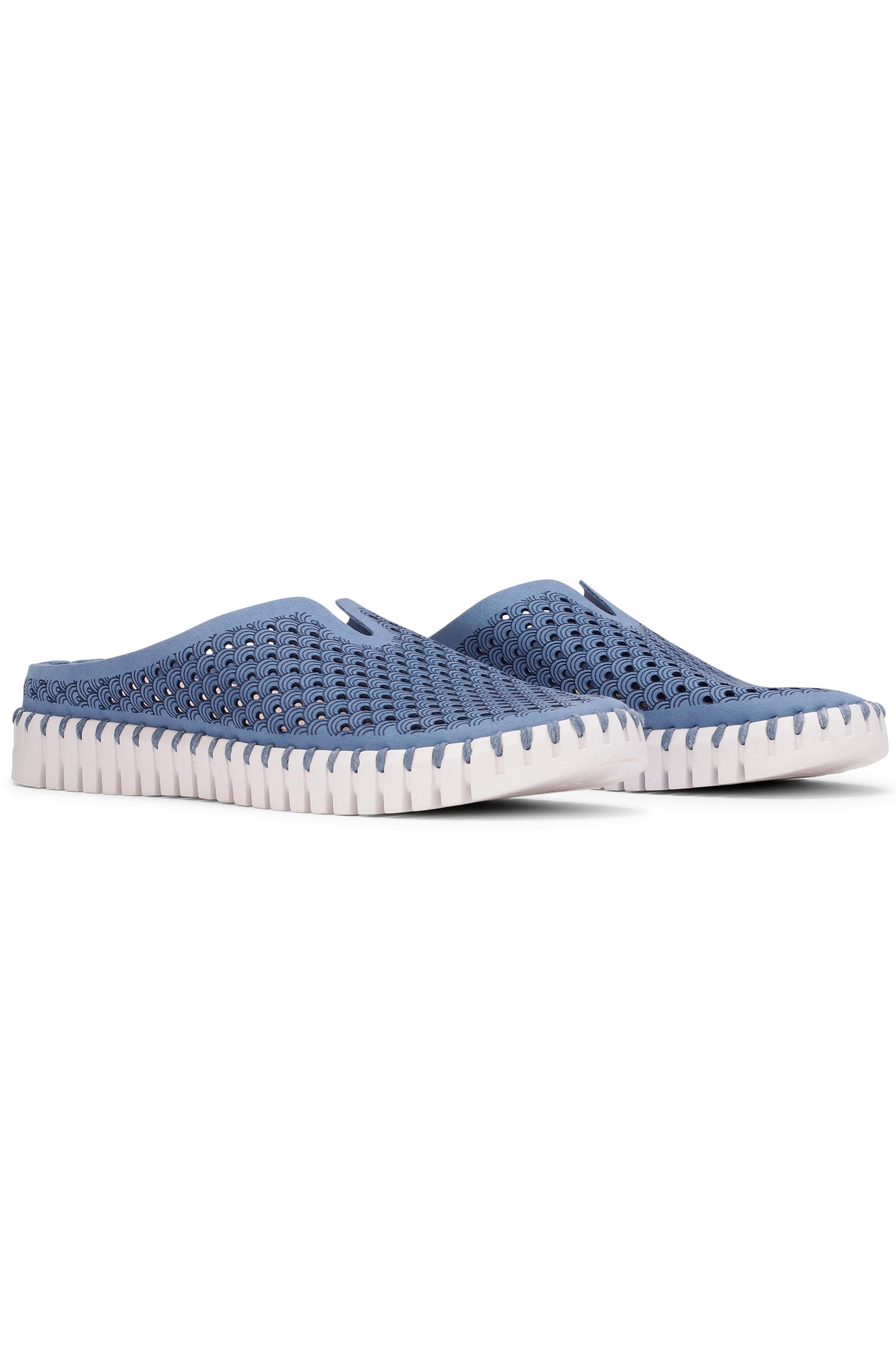 Ilse Jacobsen Tulip Slip on Shoe in Light Regatta, Light Regatta / 40