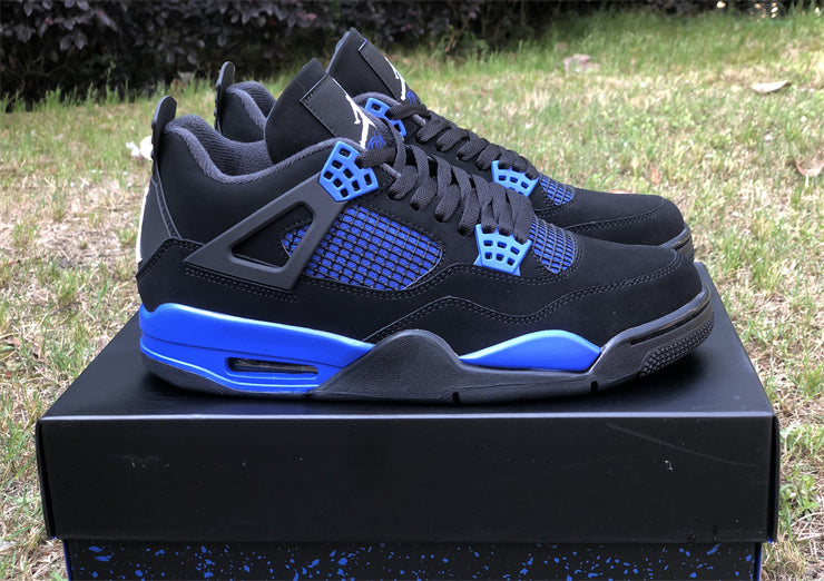 black royal jordan 4