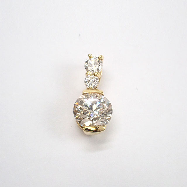 pt900 ダイヤ0.356ct ペン トップ 販売のため ネックレス