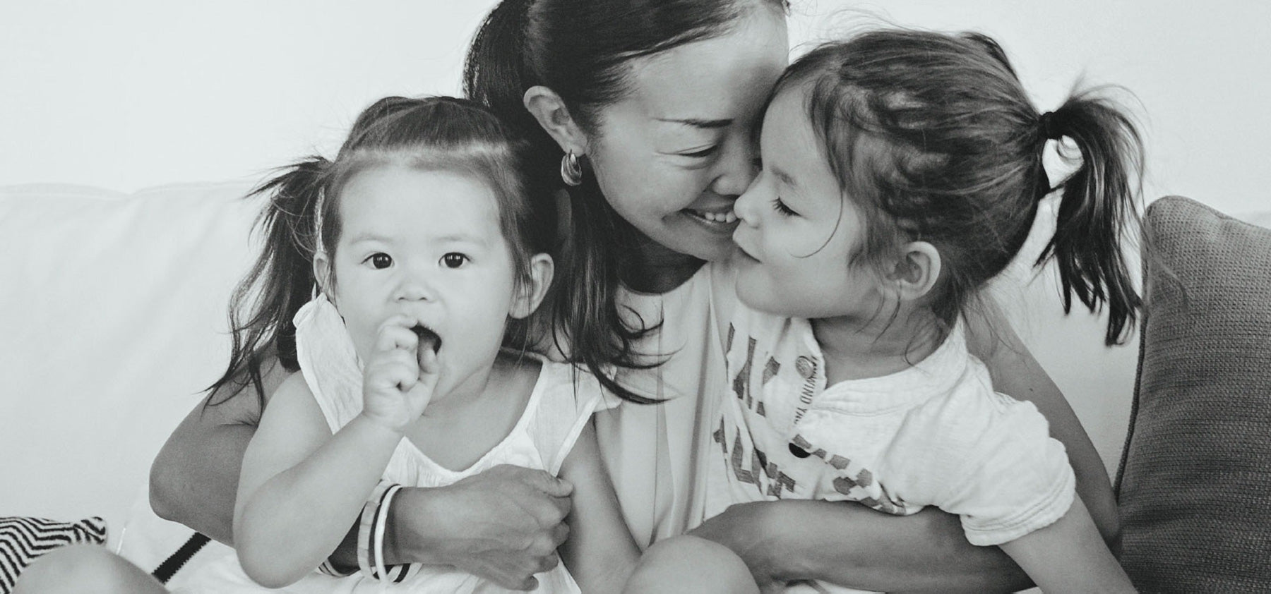 Yoko Shimada and children
