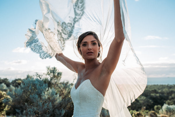 final shot - veil by Samantha Wynne Bridal