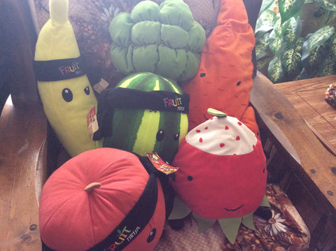 Ma collection de légumes et fruits en peluche