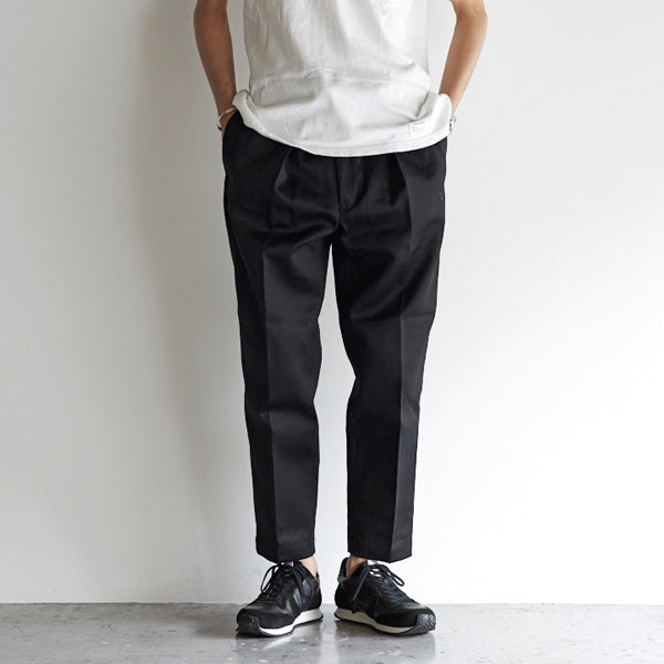 MARKAWARE 1TUCK PEGTOP TROUSERS 新品 サイズ2 人気が高い 33%割引