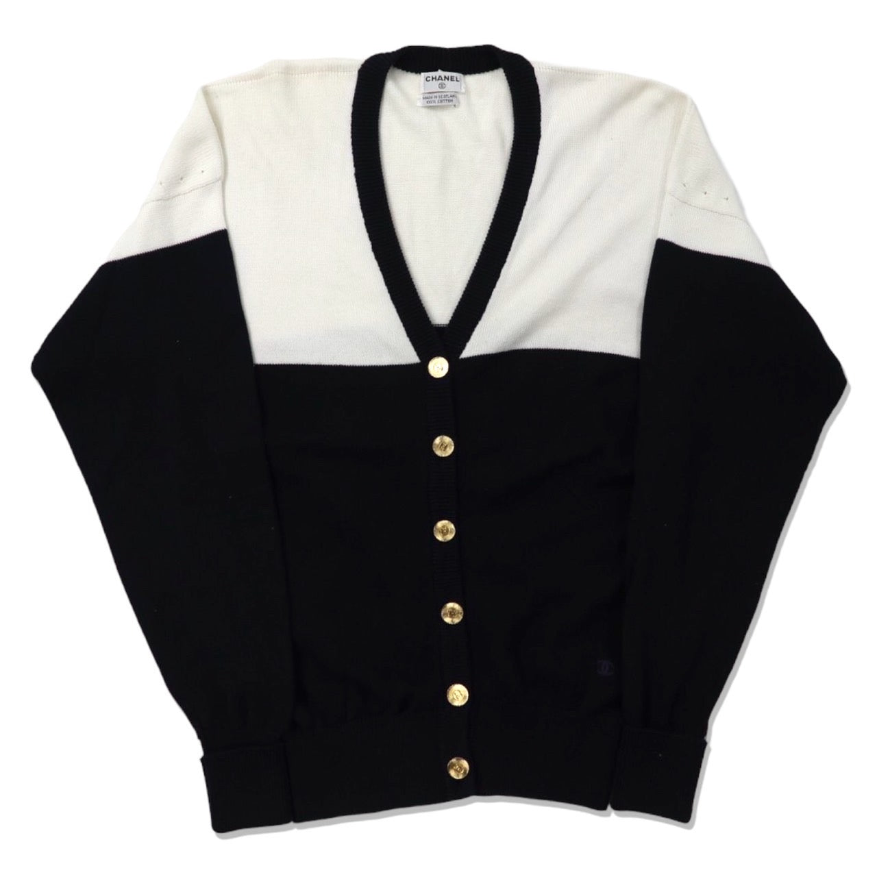 Cardigan CocoMark Button White Navy Made in Scotland