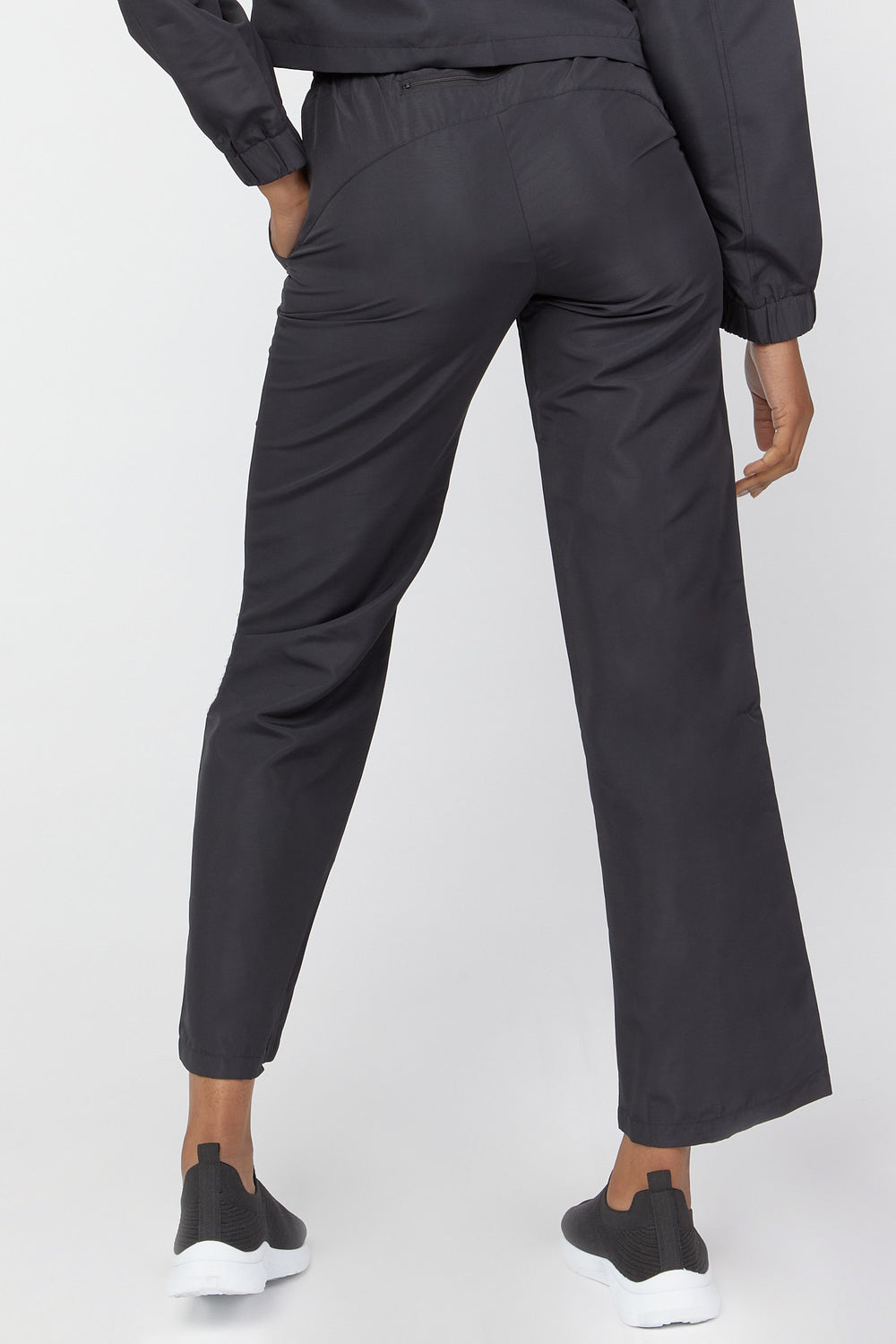Active Zip-Hem Windbreaker Pants Black
