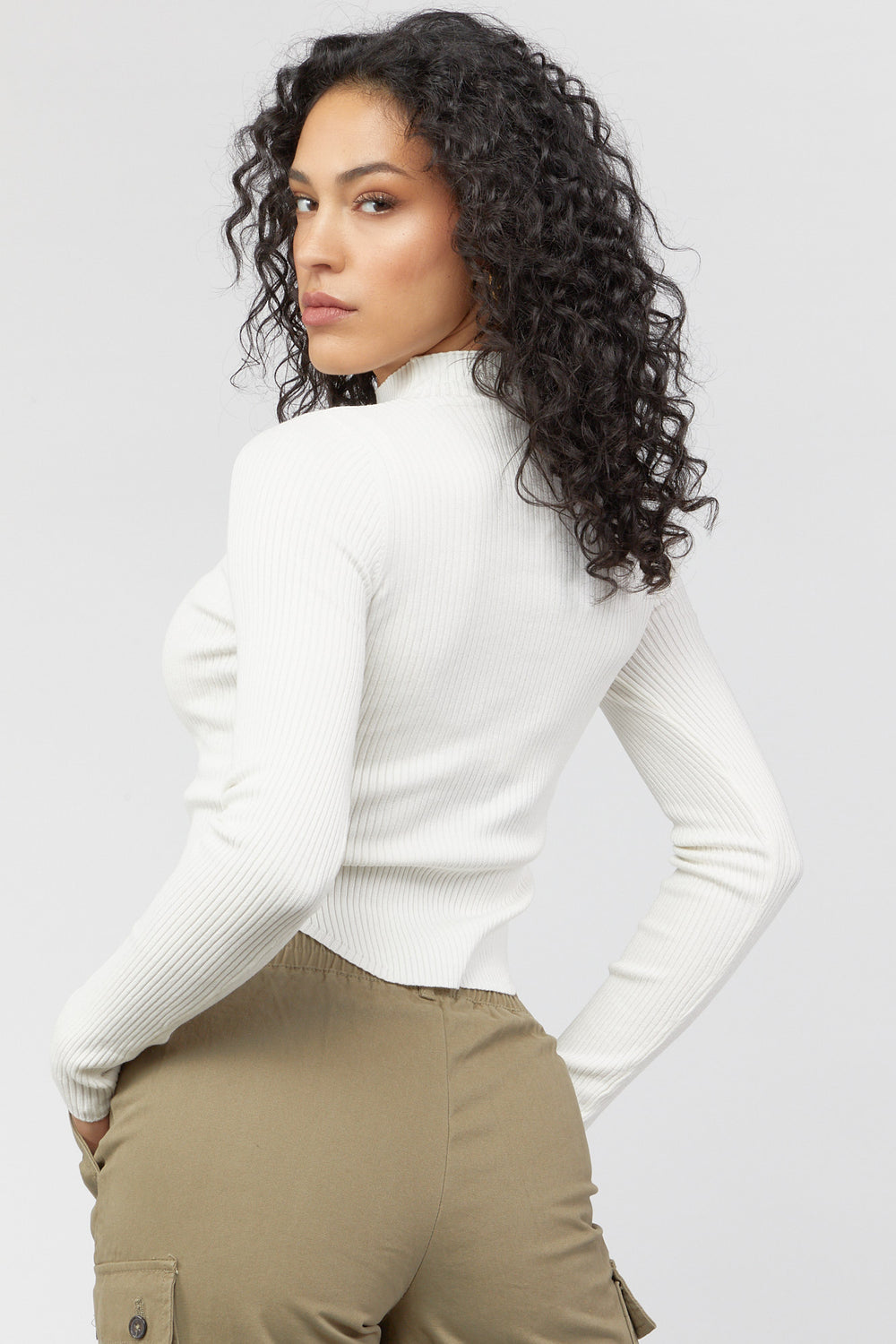 Ribbed Mock Neck Cropped Sweater Cream