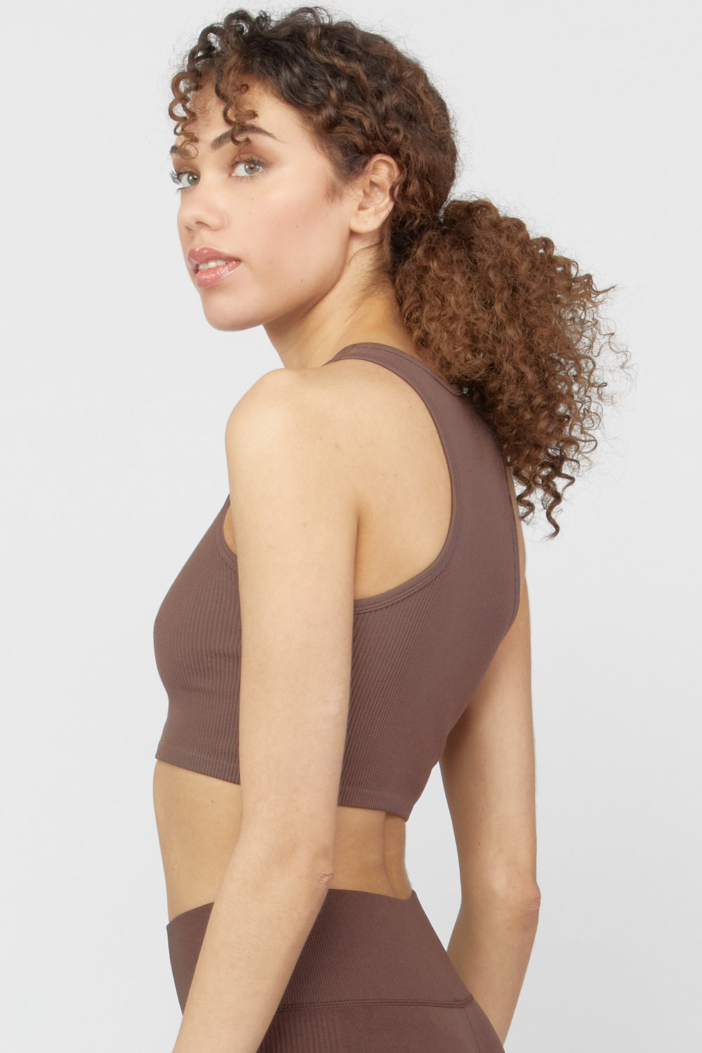 Seamless Active Racerback Crop Top Dark Brown