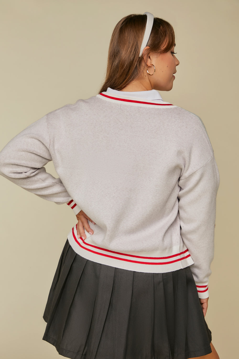 Plus Size Graphic Cardigan Sweater White