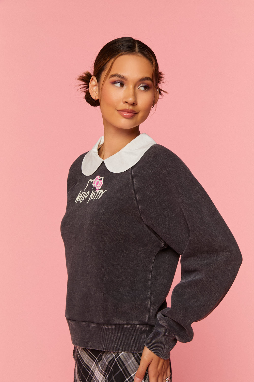 Hello Kitty & Friends Collar Pullover Charcoal