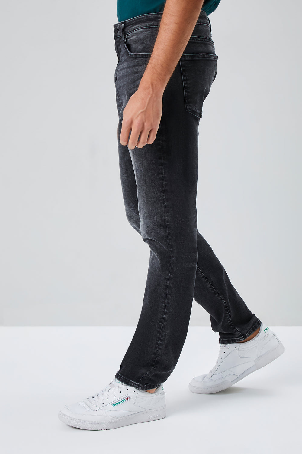 Stonewash Slim-Fit Jeans Black
