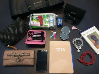 whats in my bag, sneak peek 