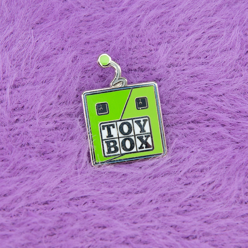 pin toy box