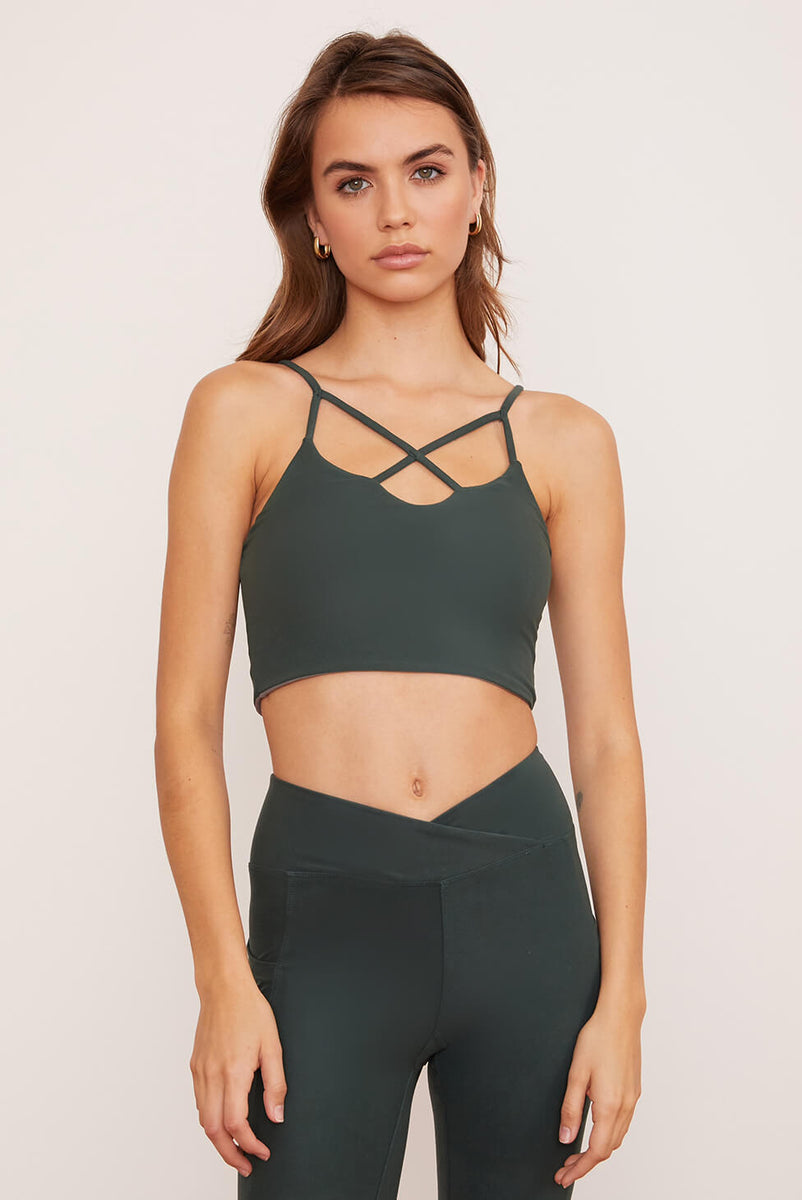 21 Best Summer Workout Gear Items For Women In 2021