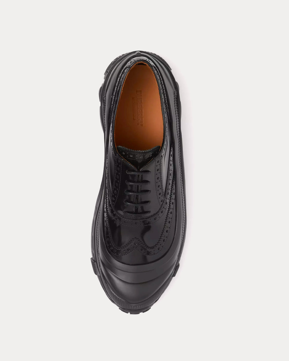 Ulempe Afgørelse dobbelt Burberry Brogue Detail Leather Black Low Top Sneakers - Sneak in Peace