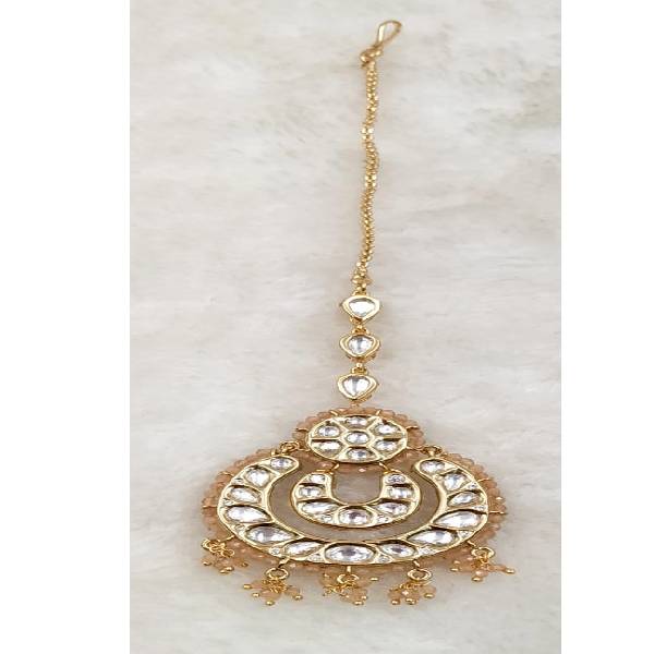 Peach Crystal With Uncut Kundan