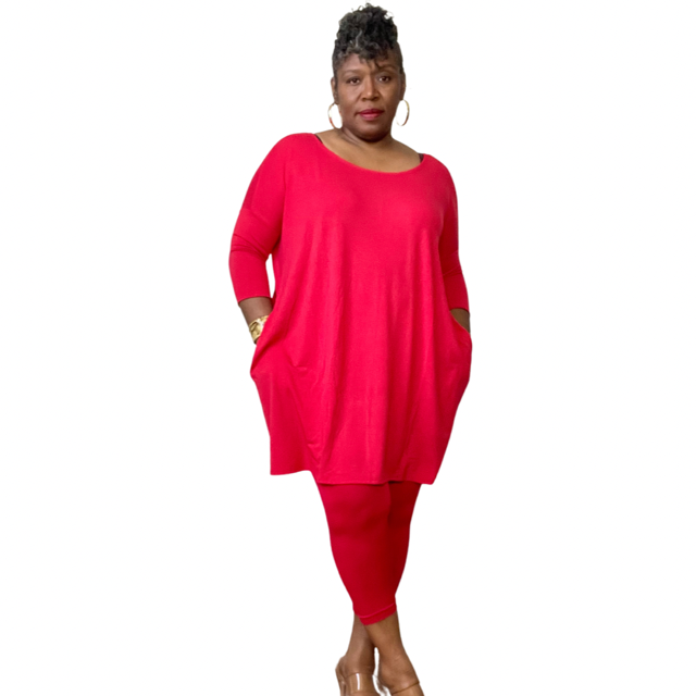 bluse klistermærke Fange Tunic Top Capri Leggings Plus Size 2 PC Set Ruby Red – AphroditiesCurves
