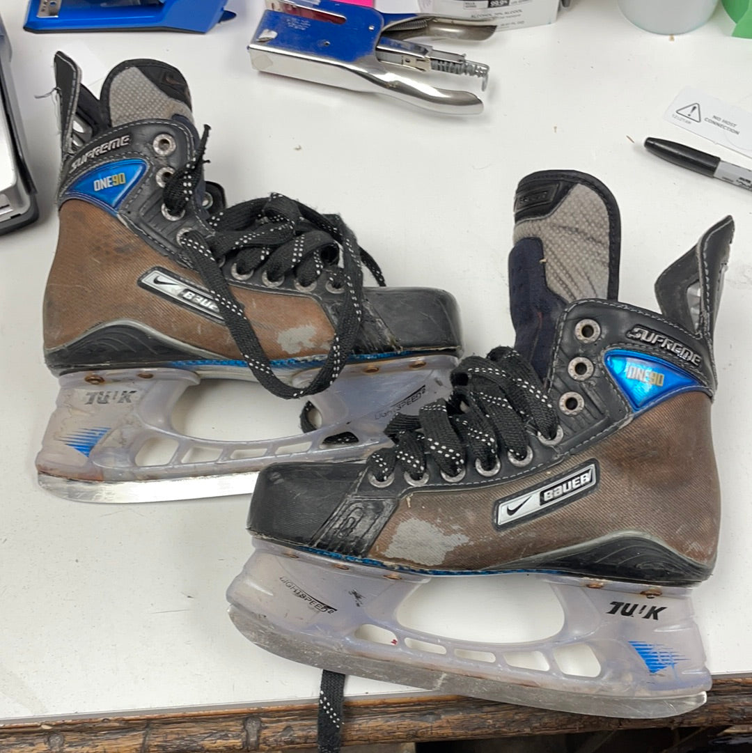 Used Nike Bauer Supreme 3D Player Skates Sports