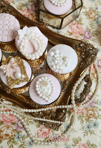Jewelry Cupcake by Phoenix Sweets