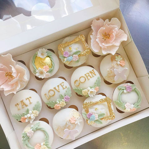 Phoenix Sweets Elegant Cupcake Set