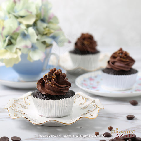 Chocolate Cupcake using Valrhona Chocolate by Phoenix Sweets