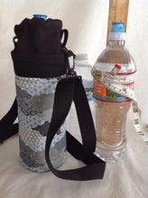 Load image into Gallery viewer, Insulated bottle totes 16-25 oz; half liter to 750 ml (Small)
