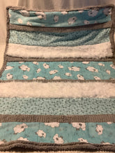 Load image into Gallery viewer, Bambino cuddle quilt sleepytime
