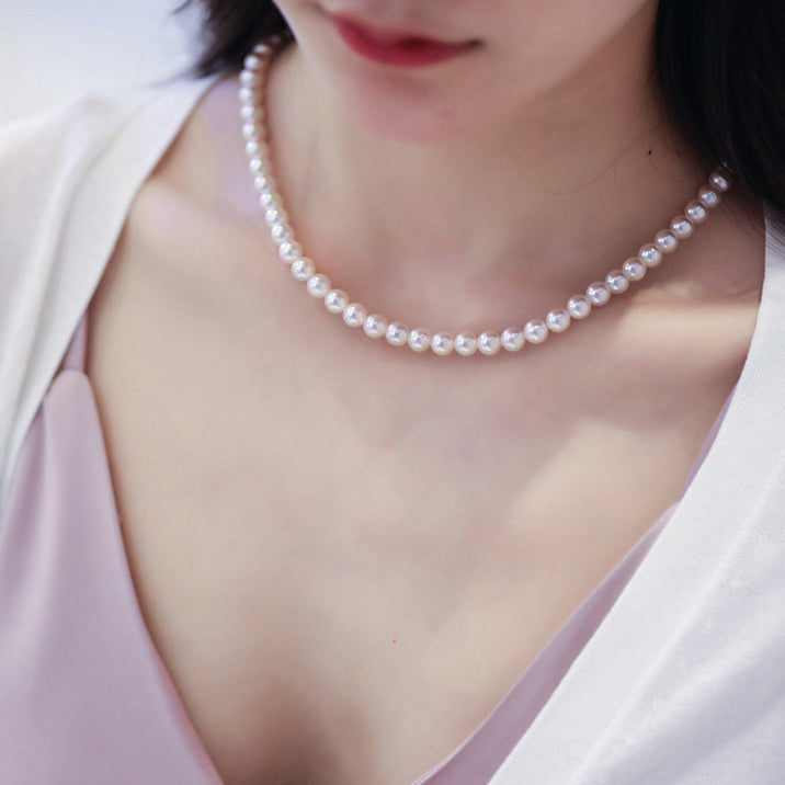 Beautiful Natural 10-11MM White Akoya Pearl Necklace 18"
