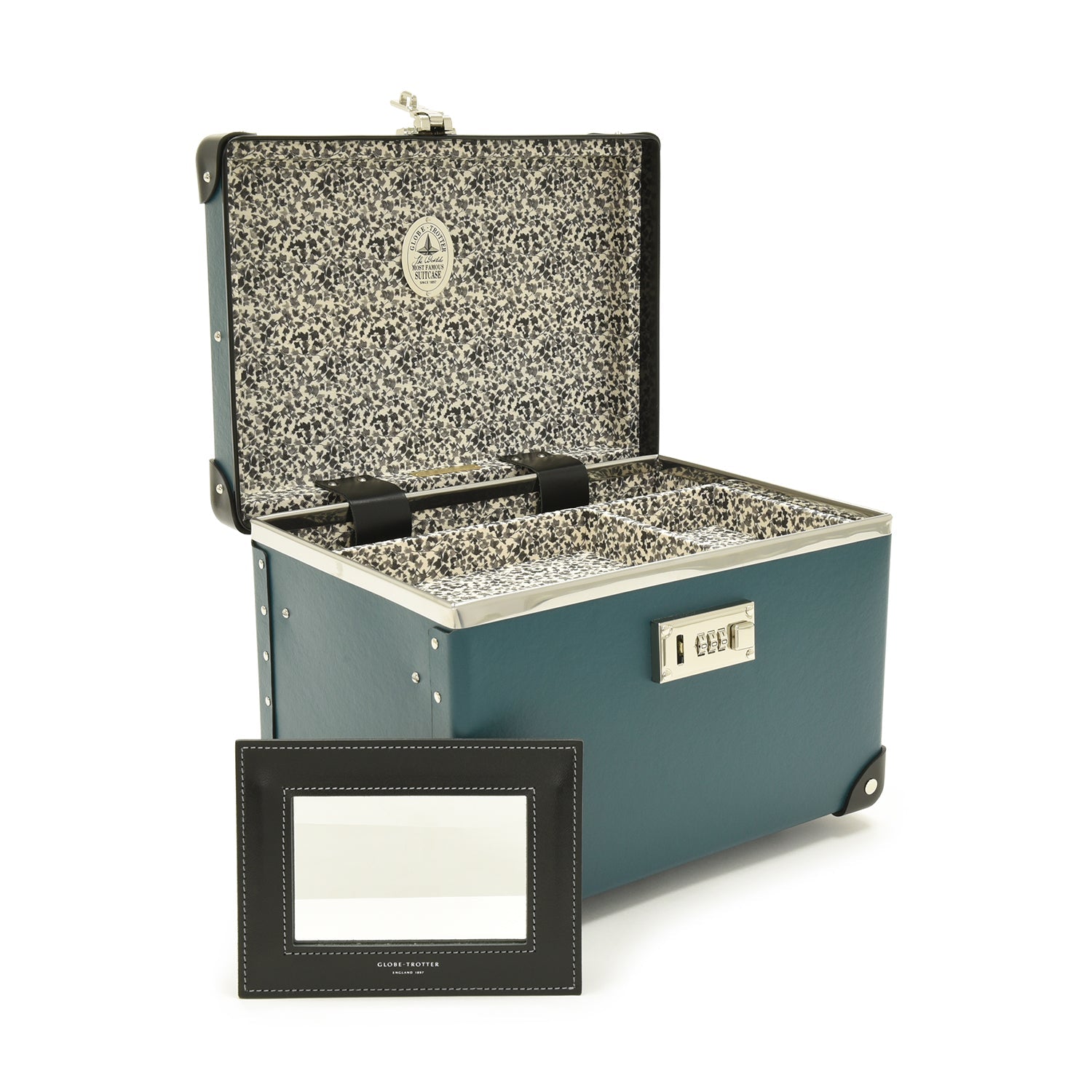 globe trotter vanity case