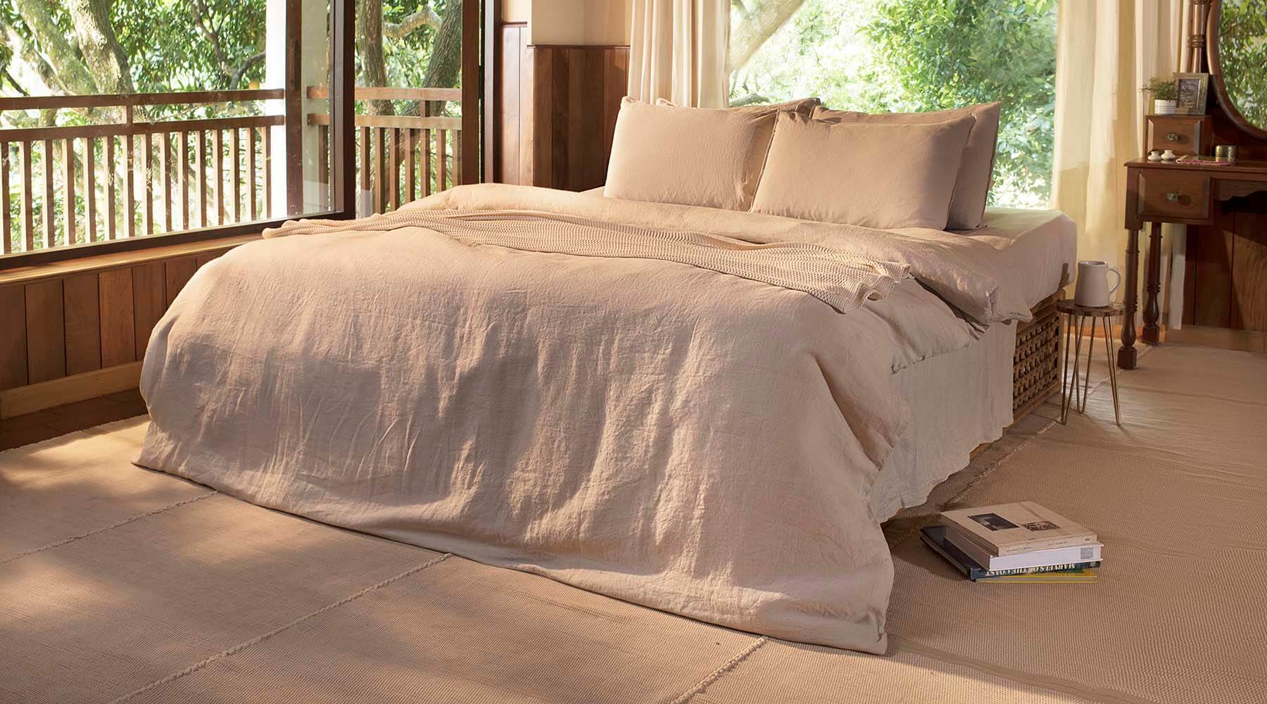 NATURAL LINEN SHEETS