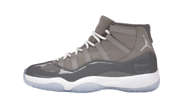 Running down this pair of Retro "Cool Grey" 2021-Bullseye Sneaker emulate Boutique
