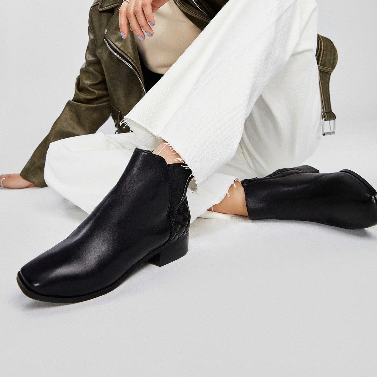 Aldo Women’s Chelsea Boots Torwenflex (Black)