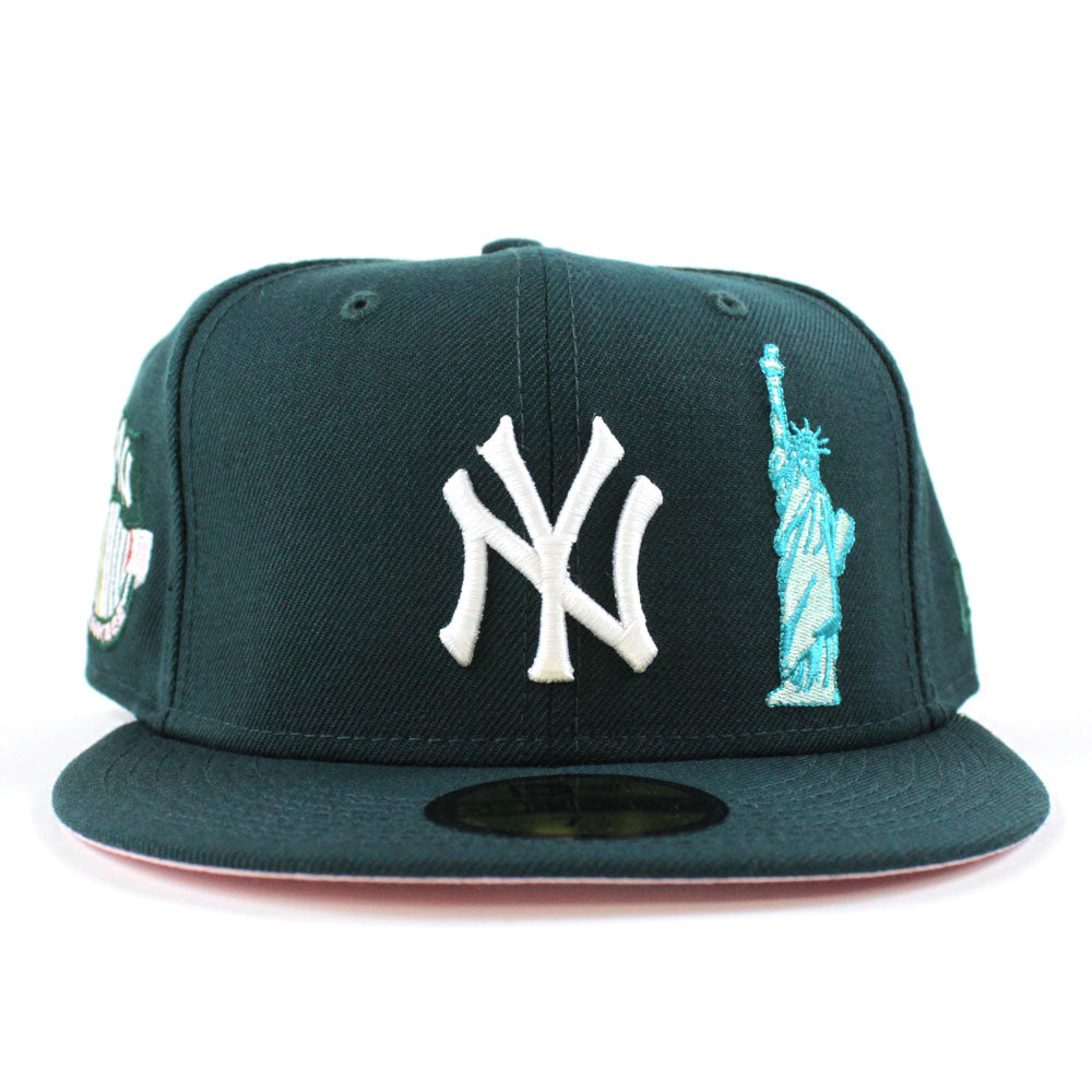 New York Yankees APPLE Statue Of Liberty National Monument New Era