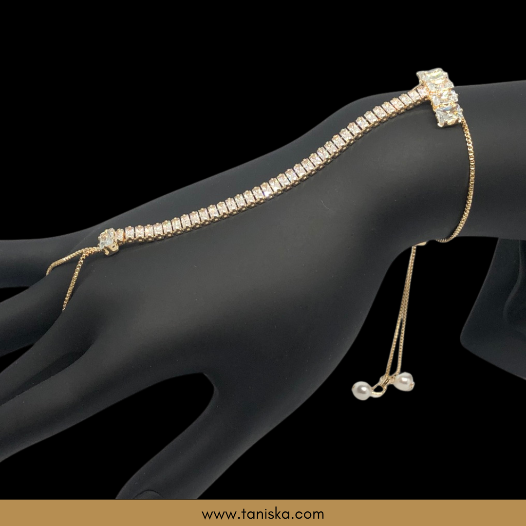 ARIA American Diamond Style Gold Plated Hand Harness (1 Hand Only)