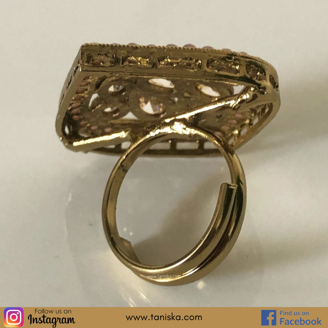 Small Pearly Antique Gold Plated Adjustable Ring - Baby Pink