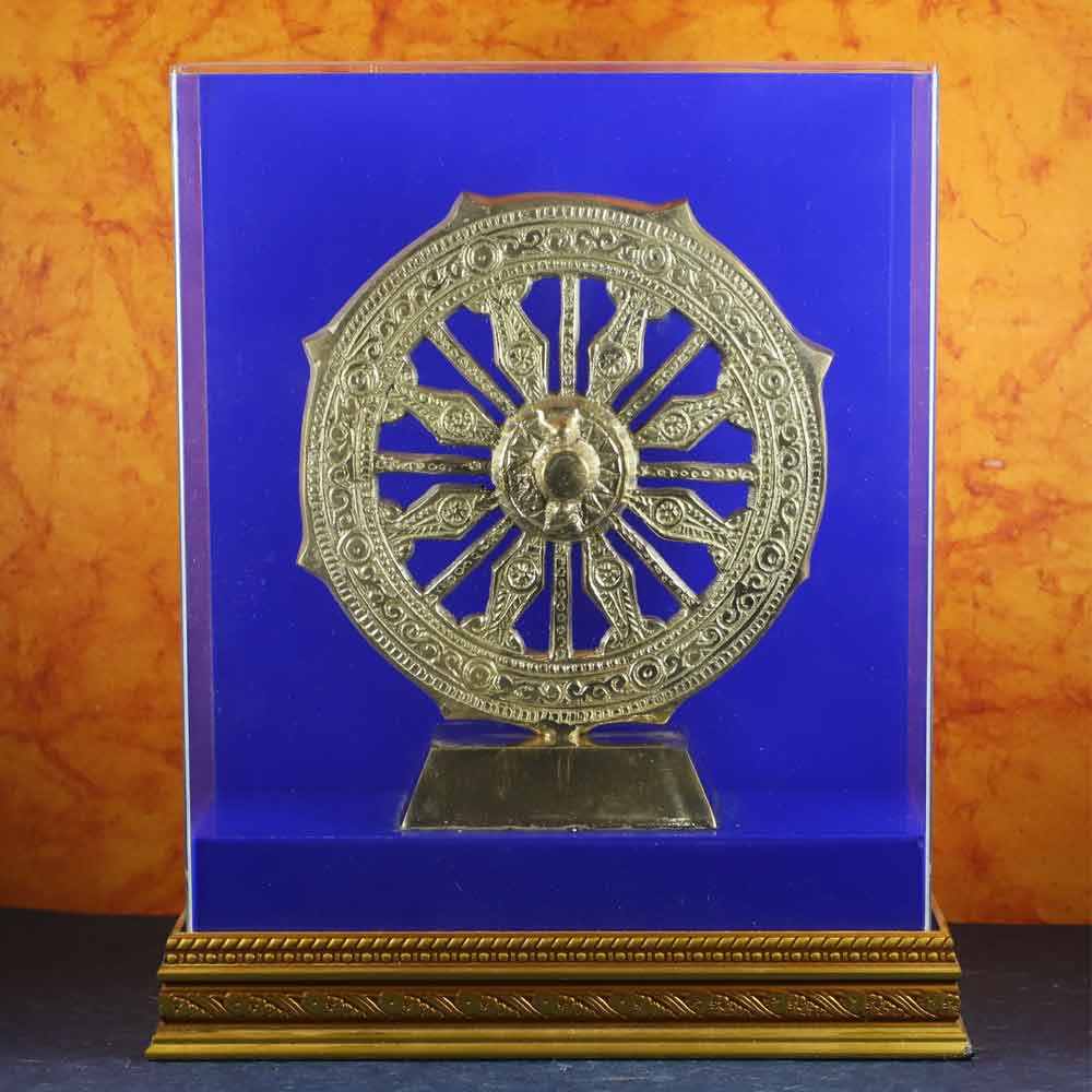 SmileSellers Konark Wheel beautifully hand crafted design and fine art woork