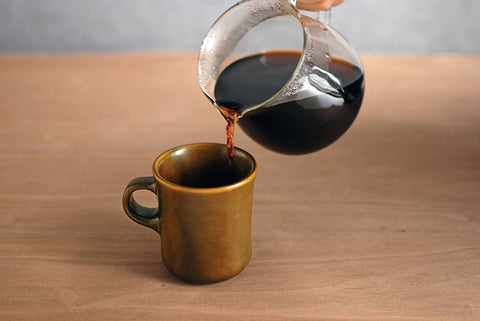 Kinto -Kaffeebrüher zum Übergießen