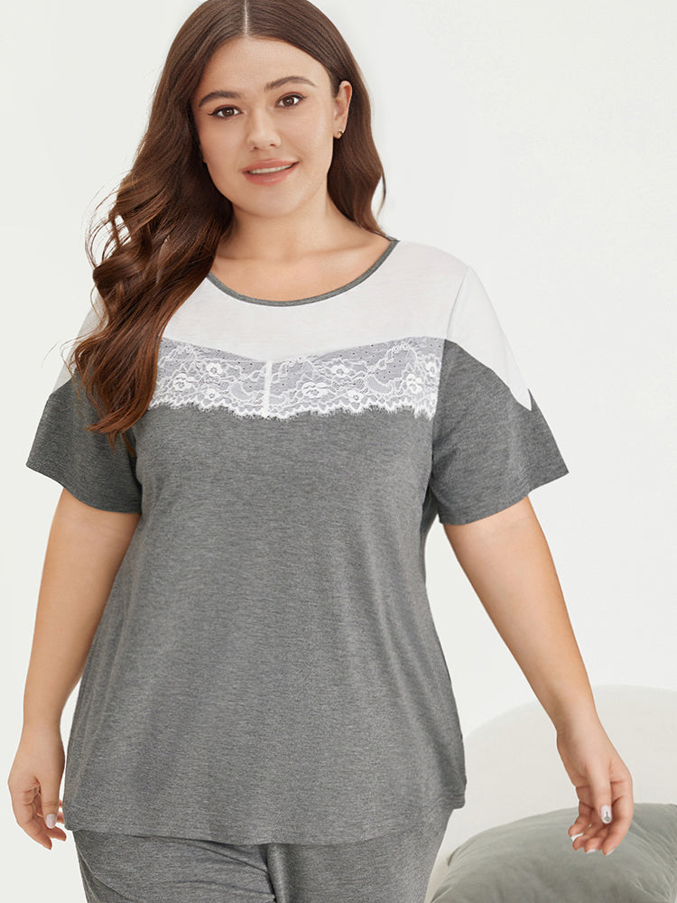 

Two Tone Lace Insert Sleep Top BloomChic, Gray