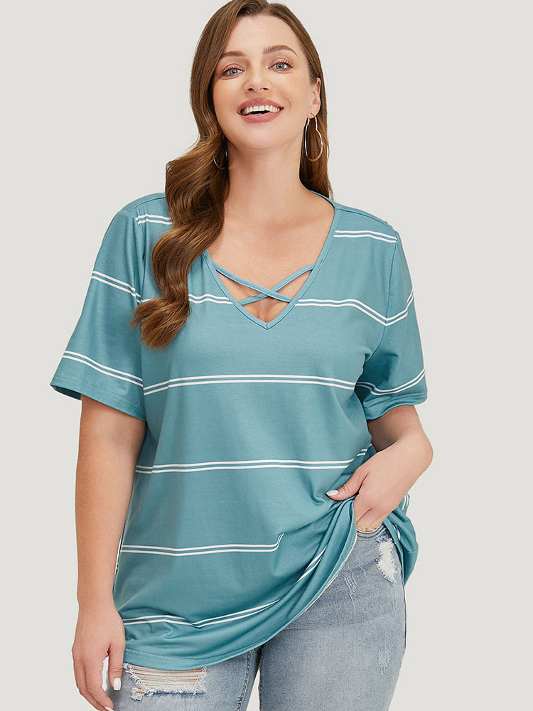 

Plus Size Women Dailywear Striped Contrast Regular Sleeve Short sleeve V-neck Casual T-shirts BloomChic, Cerulean