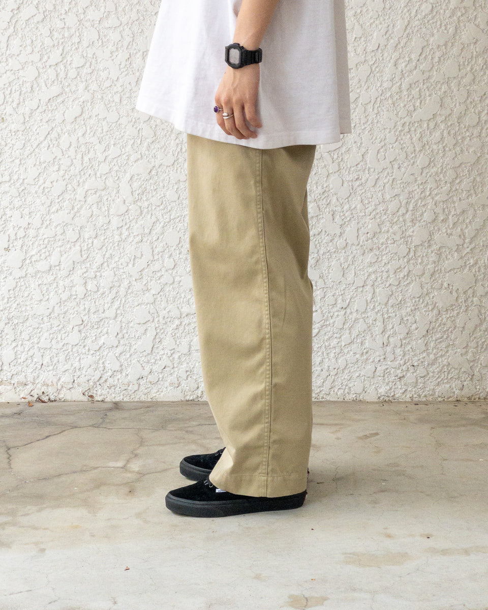 Double Pleat Wide Chino Pants nanamica | labiela.com