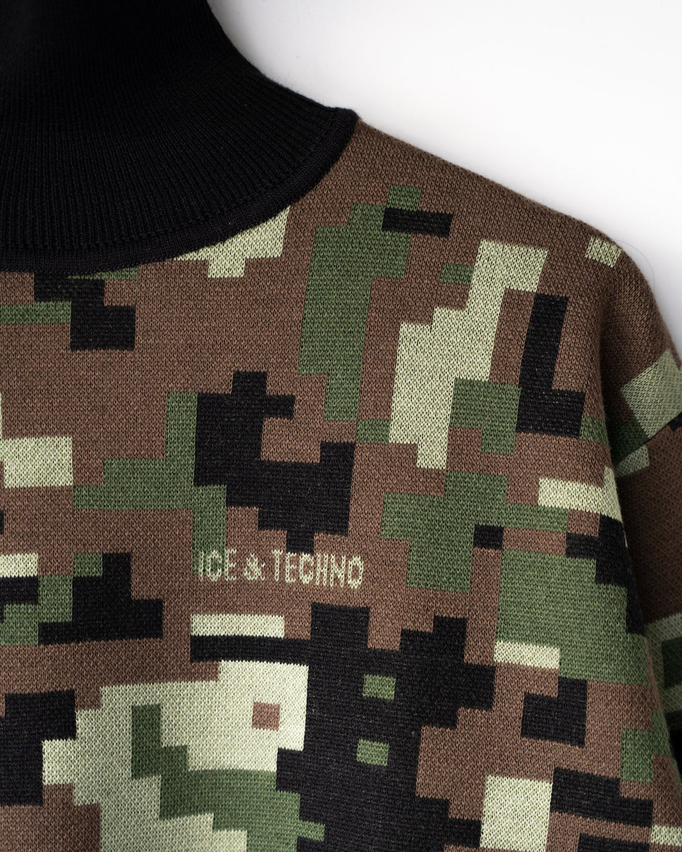 超人気 入手困難 ICE TECHNO HIGH NECKED SWEATER asakusa.sub.jp