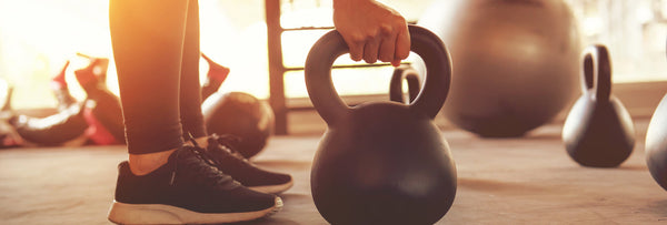 lifting-kettlebells-workout