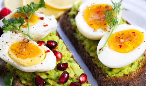 avocado-eggs-on-toast