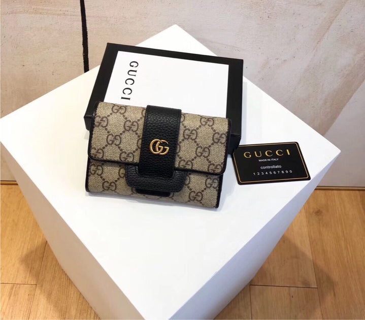 gucci flip wallet