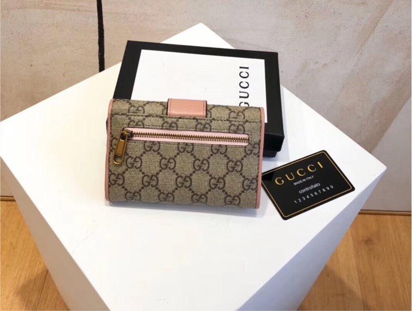 gucci controllato wallet 1234567890