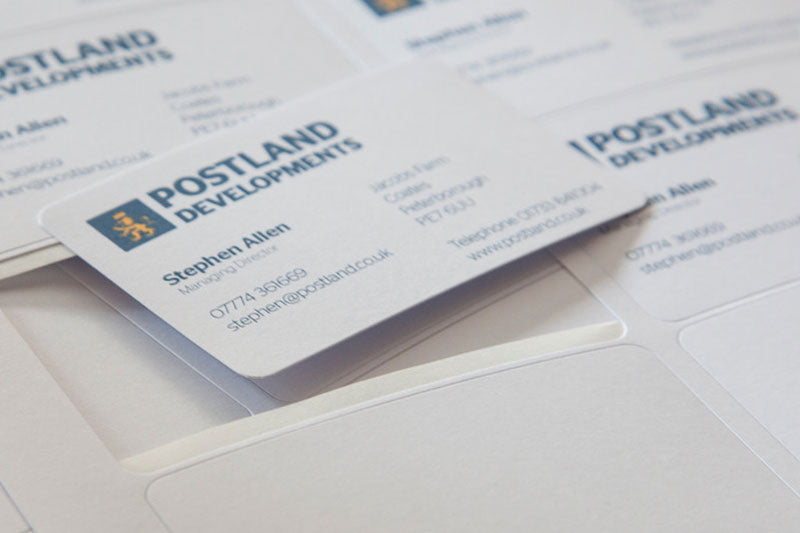 Tips to make your business card stand out from the crowd