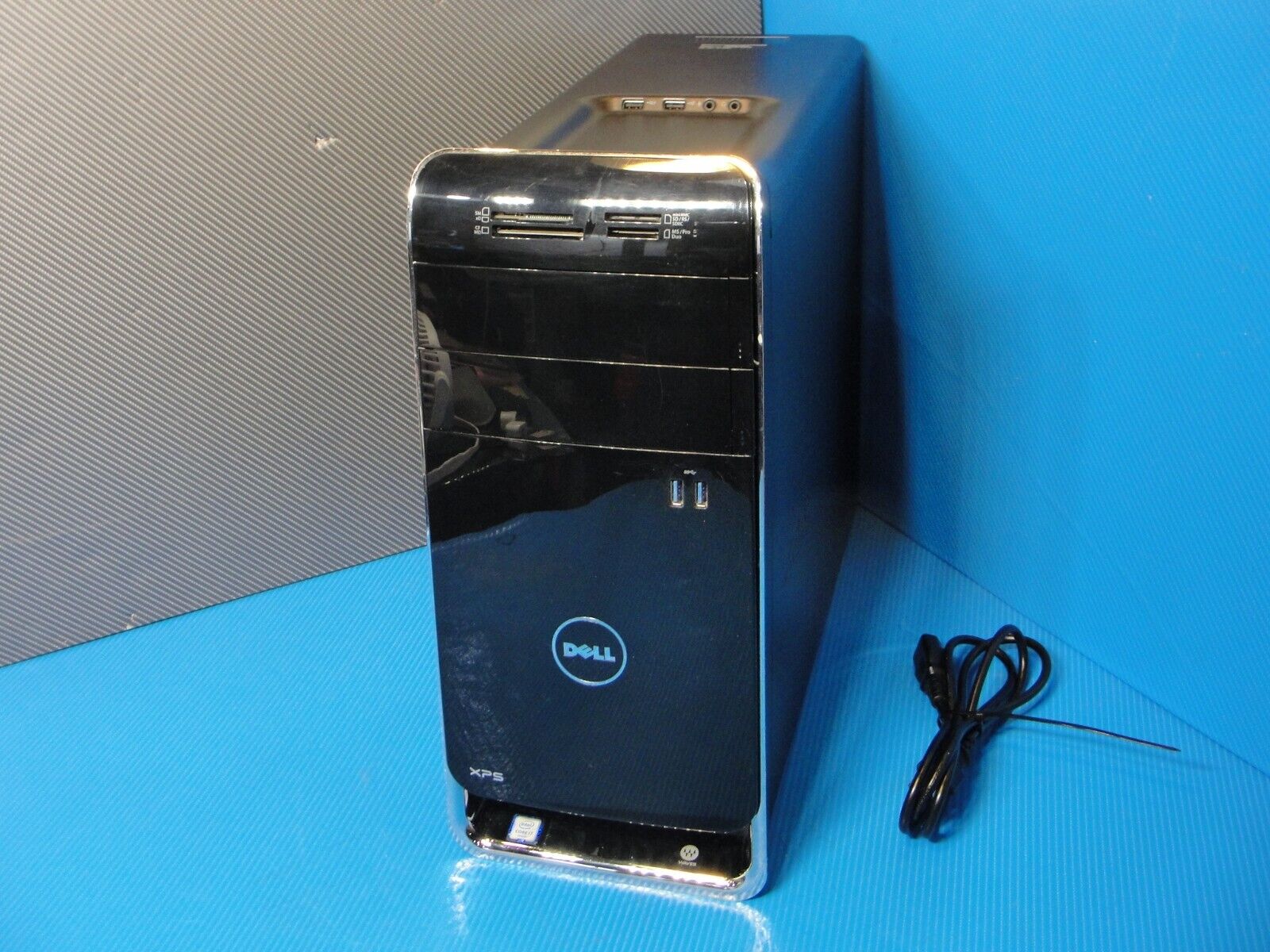 Dell XPS 8900 PC Desktop i7-6700 3.4 GHz 2 TB HDD 16 GB Radeon R9