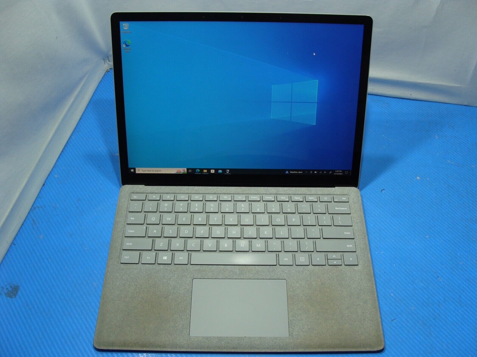 Grade B Microsoft Surface 2 1769 13.3 Touch Laptop i5-8350U 8GB